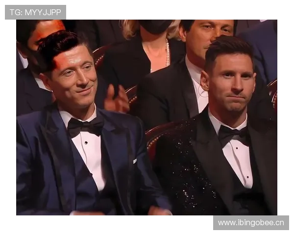 莱万 vs C罗：射手能力差距在哪