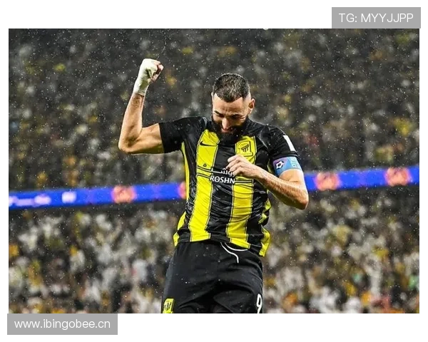 本泽马与哈兰德在锋线终结率上出现分化，驱动射门方式多点参与趋势