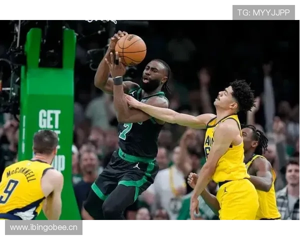杰伦·布朗突破制造多次得分机会提升凯尔特人进攻效率